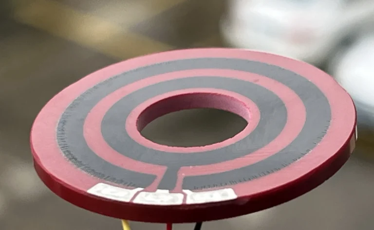 Conductive plastic resistive element with linear output, temperature coefficient below 200 ppm, linearity 0.25%, suitable for −65 °C to 125 °C military non-wirewound potentiometers.