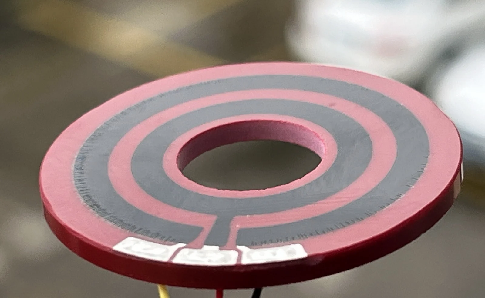 Conductive plastic resistive element with linear output, temperature coefficient below 200 ppm, linearity 0.25%, suitable for −65 °C to 125 °C military non-wirewound potentiometers.